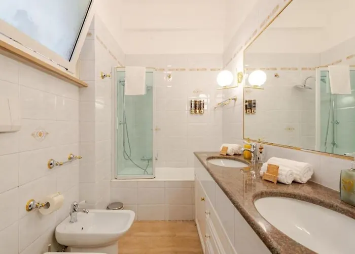 Appartement Elegant San Pietro Vicino Metro